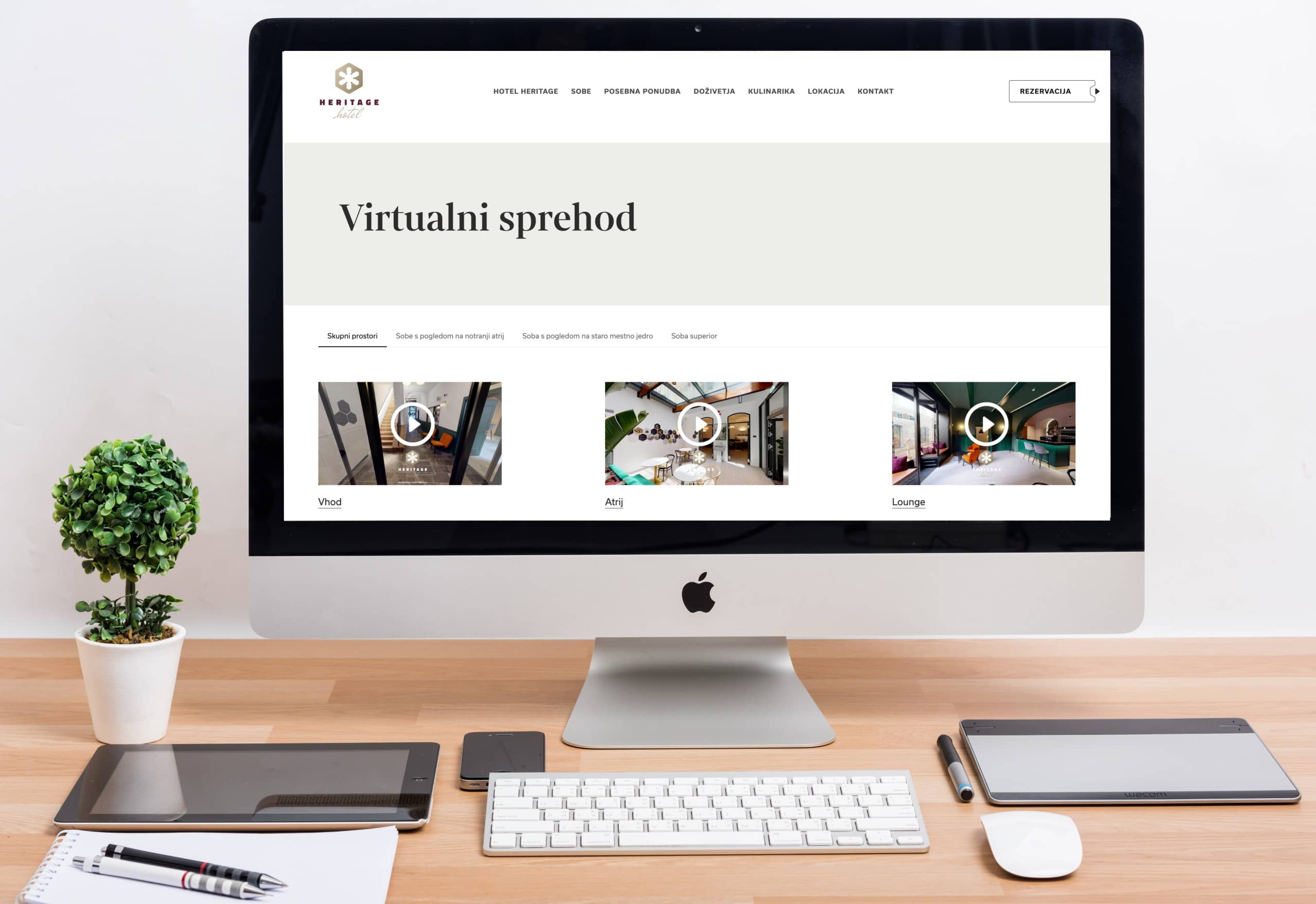 Enostavna integracija virtualnega sprehoda na spletno stran – hitra in združljiva rešitev.